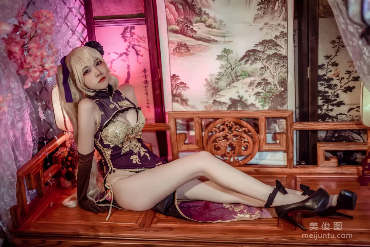 Coser二佐Nisa 《金蓮》 寫真集 10