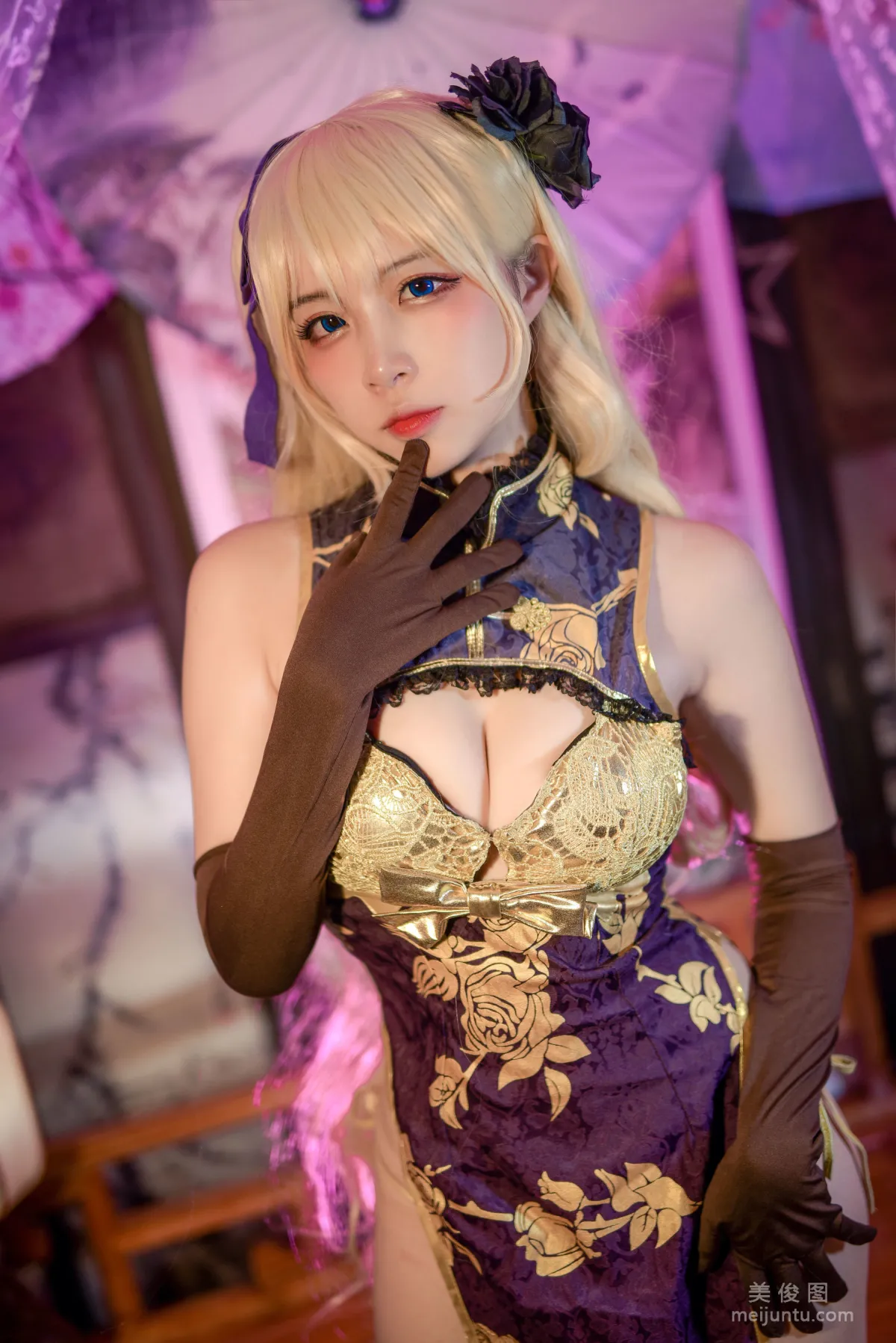 Coser二佐Nisa 《金蓮》 寫真集 15