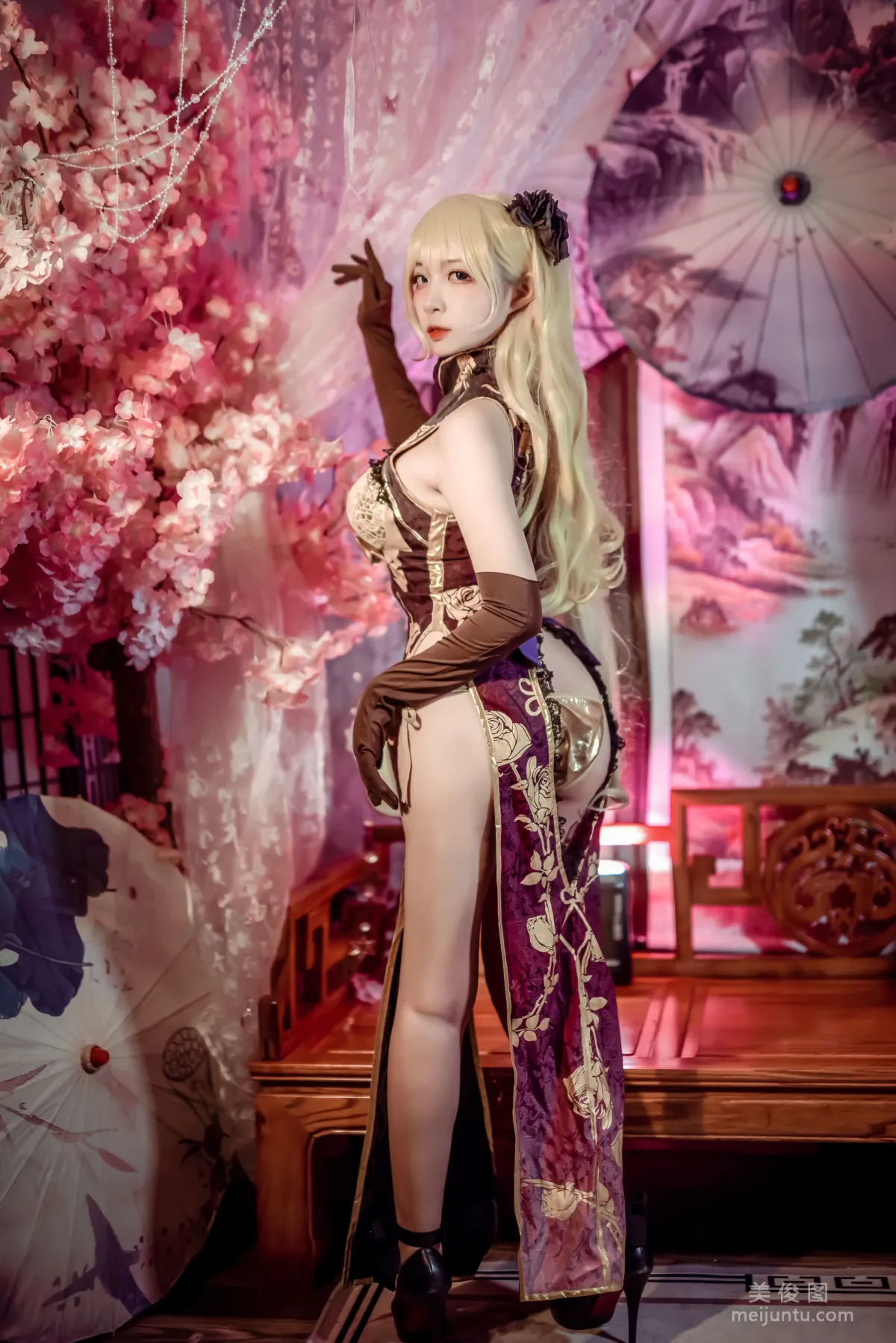 Coser二佐Nisa 《金莲》 写真集1