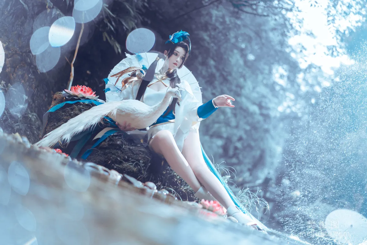 Coser戚顧兒MIKI 《王者榮耀 虞姬雲霓雀翎》 寫真集 10