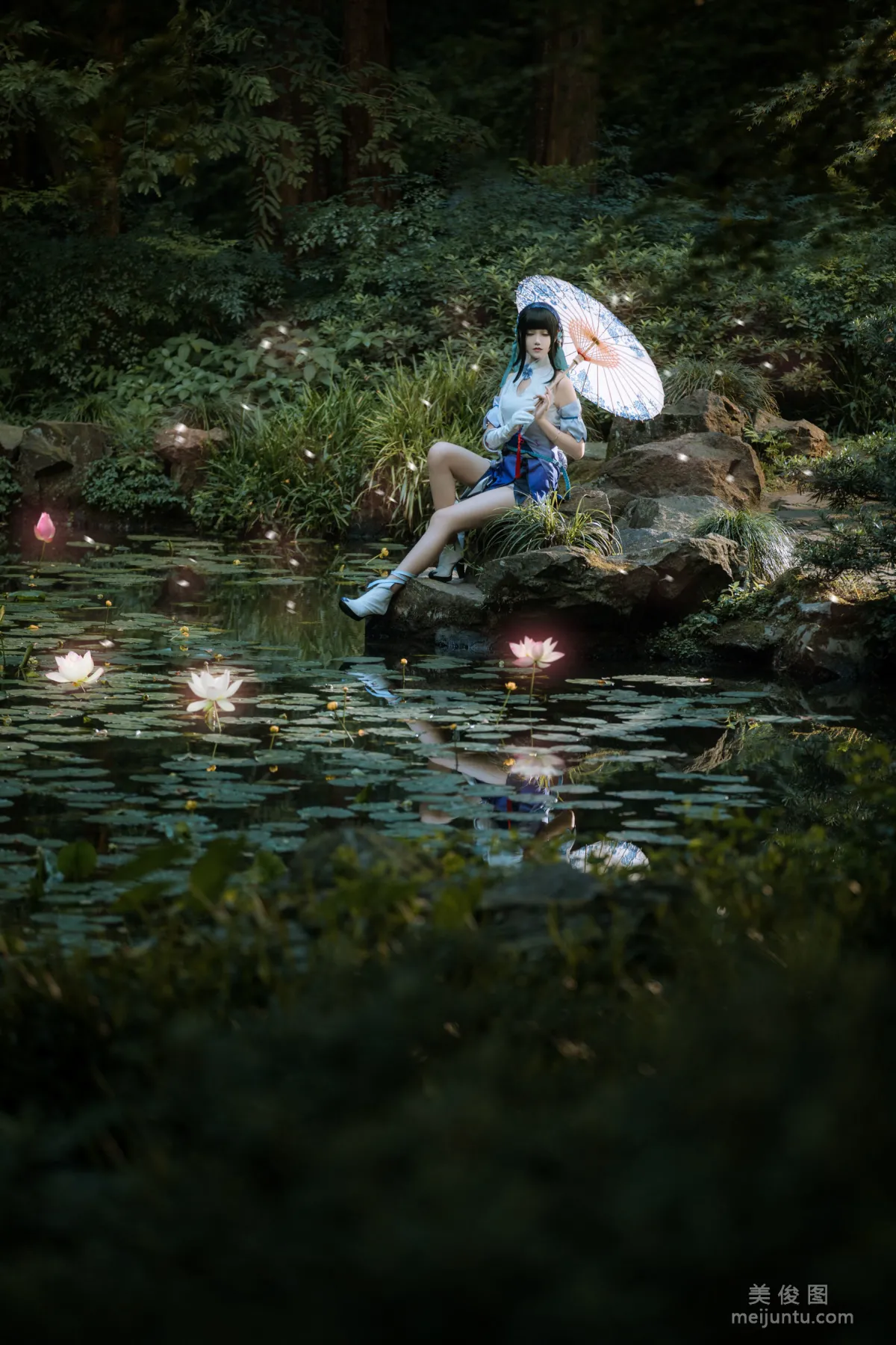 美女Coser戚顧兒MIKI 《王者榮耀 西施》 寫真集 1