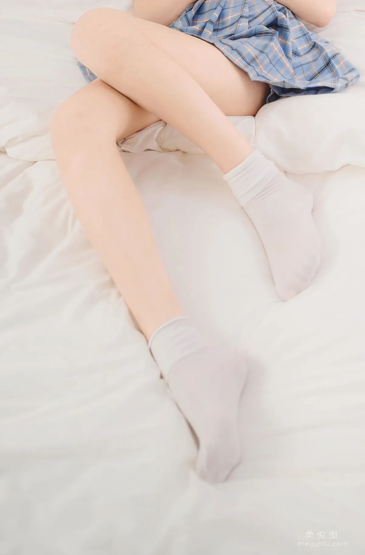 [美女Coser] 南桃Momoko 《绫波麗制服》 寫真集 20