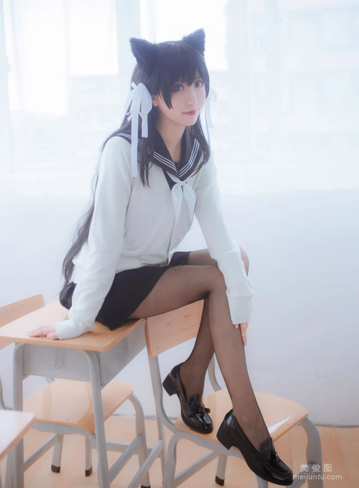 人氣美女Coser黑川 《獒犬制服》 寫真集 5