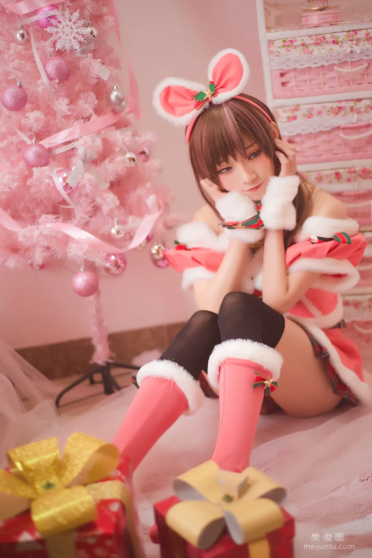 [網紅Coser] Kitaro_绮太郎 《聖誕節2》 寫真集 20