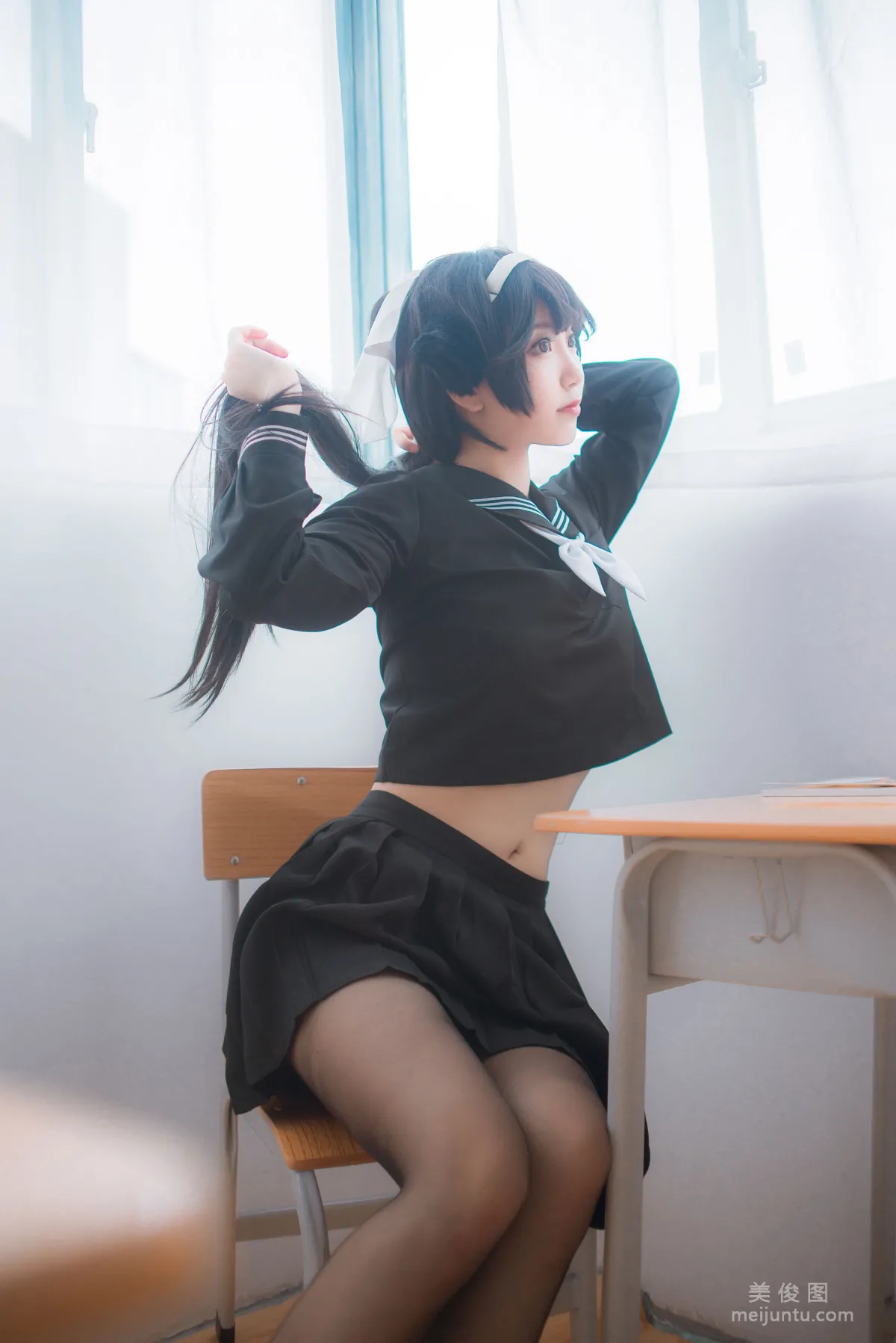 人氣美女Coser黑川 《獒犬制服》 寫真集 30