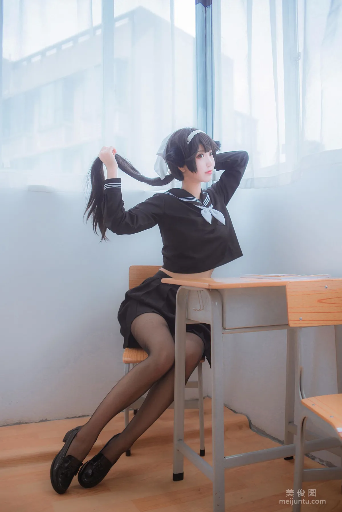 人氣美女Coser黑川 《獒犬制服》 寫真集 11