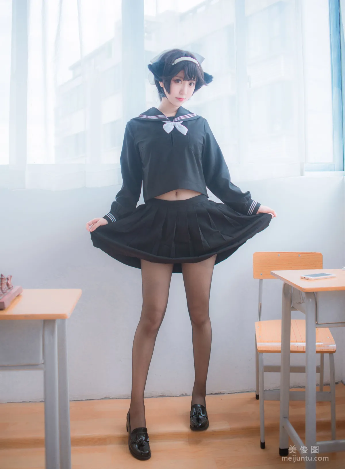 人氣美女Coser黑川 《獒犬制服》 寫真集 28