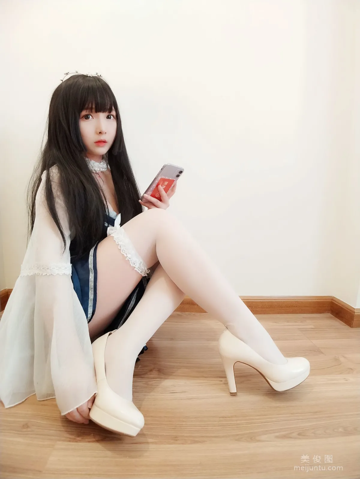 二次元美女古川kagura 《白絲》 寫真集 21