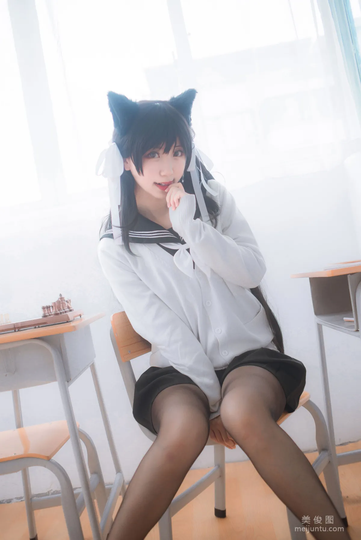 人氣美女Coser黑川 《獒犬制服》 寫真集 16