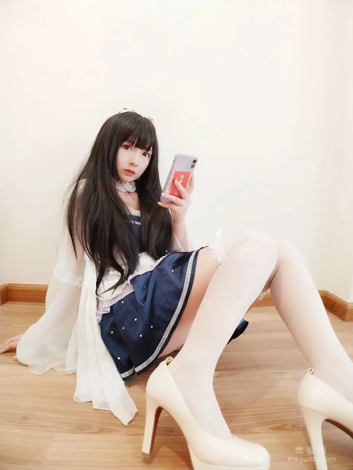 二次元美女古川kagura 《白絲》 寫真集 19