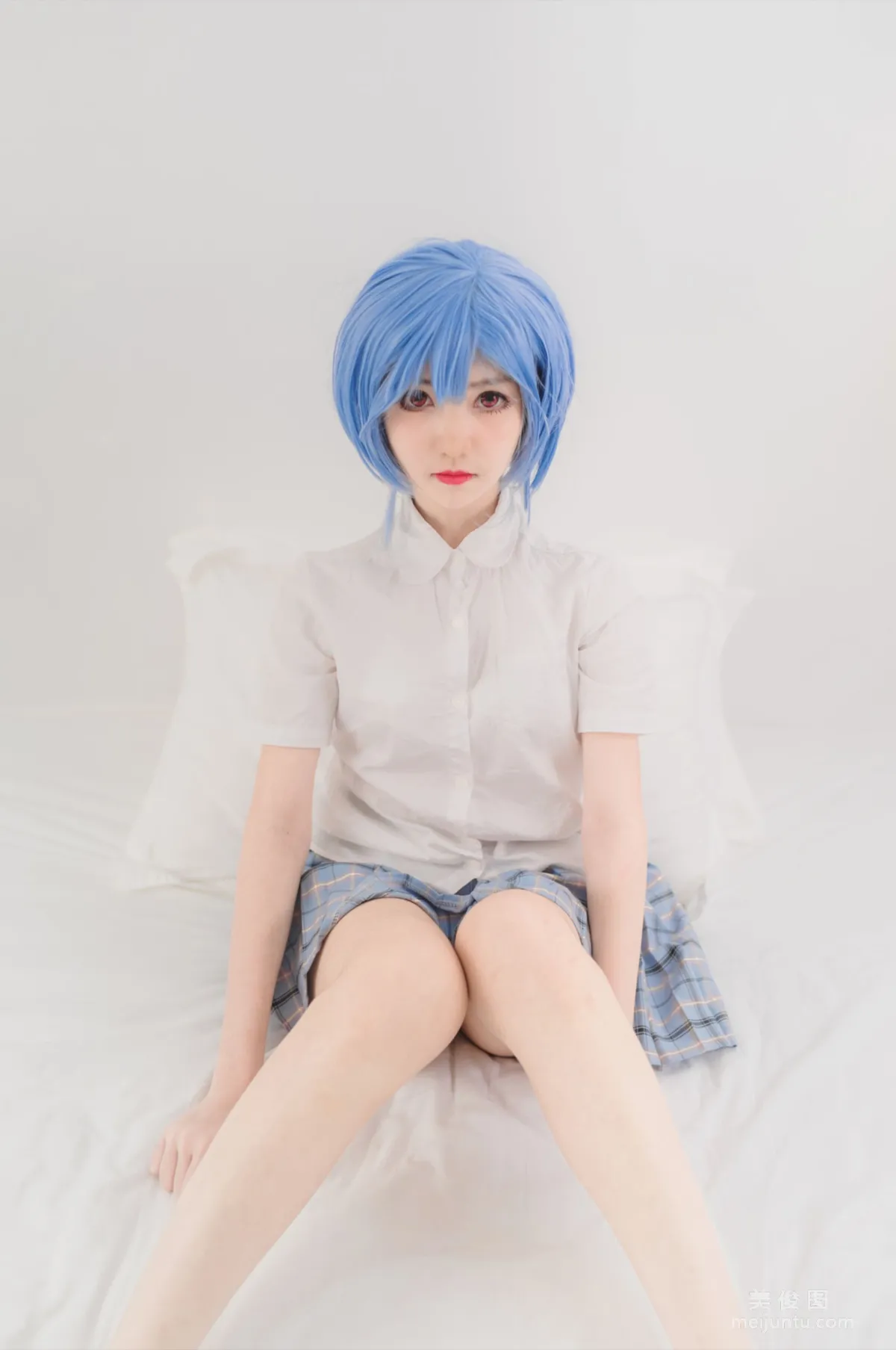 [美女Coser] 南桃Momoko 《绫波麗制服》 寫真集 6