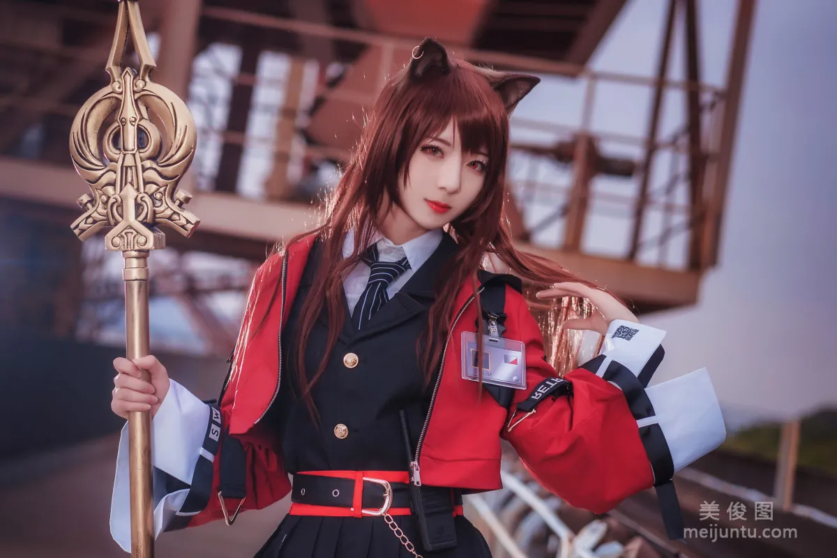 彌音音ww 《明日方舟 天火》 寫真集 1