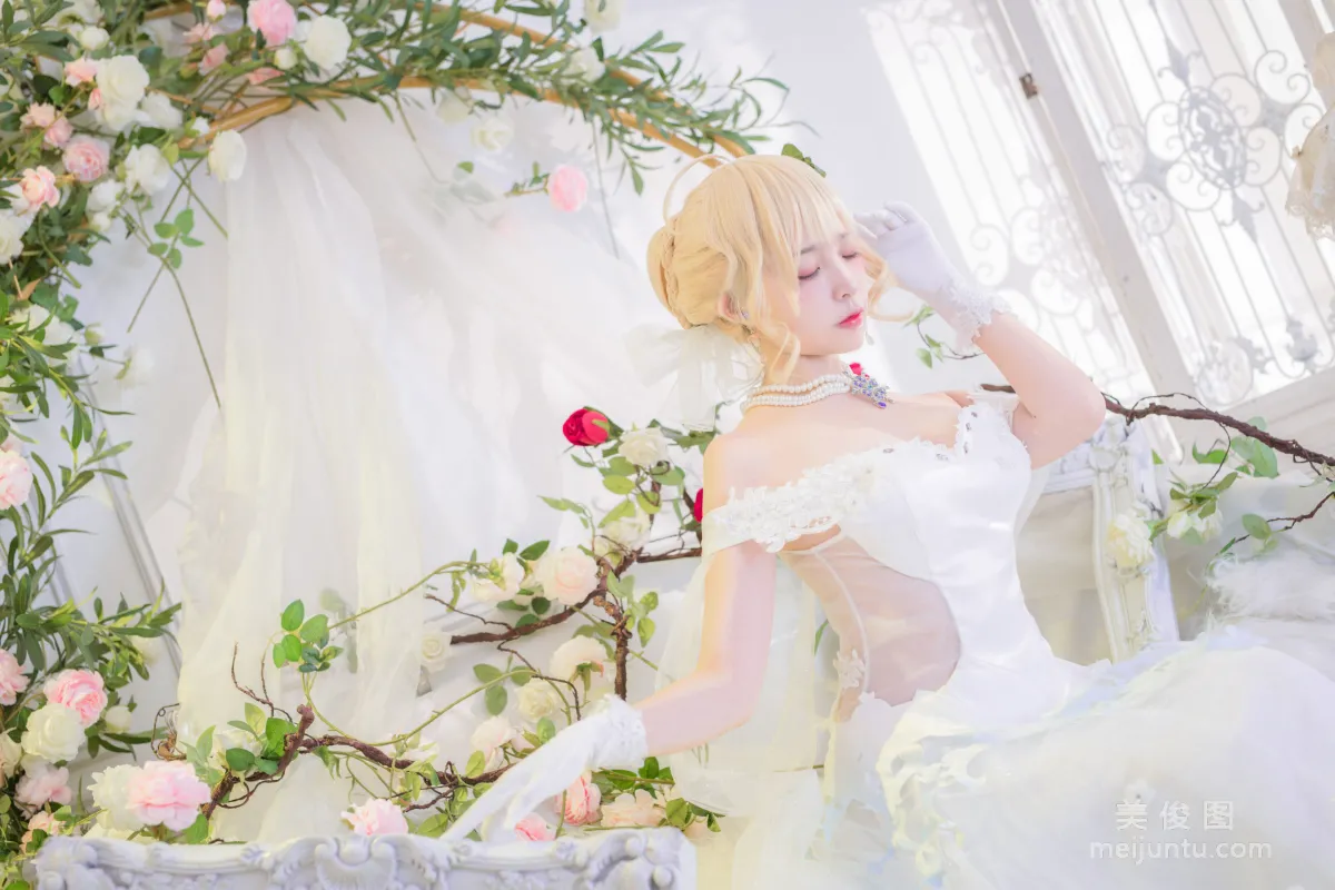 Coser二佐Nisa 《花嫁》 写真集1