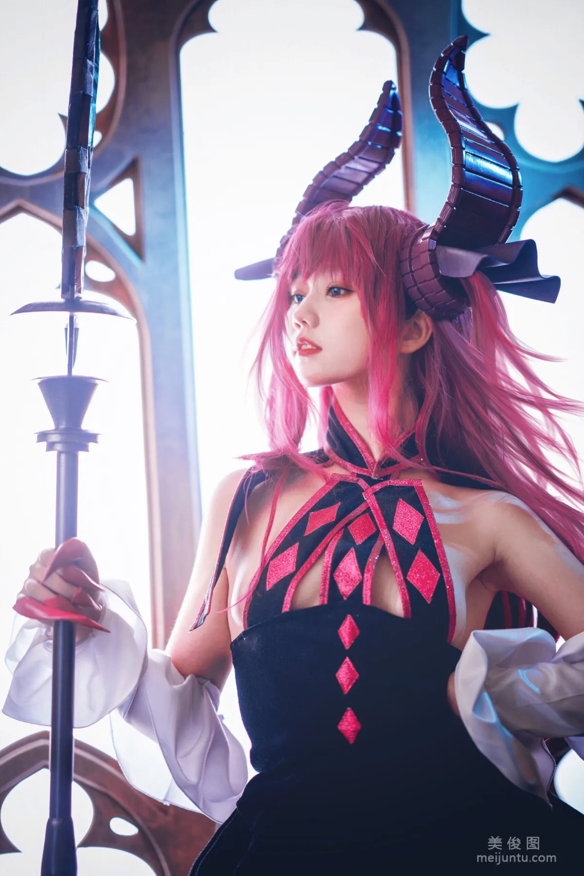 [美女Coser] 姬镜酱 《龙娘》 写真集1