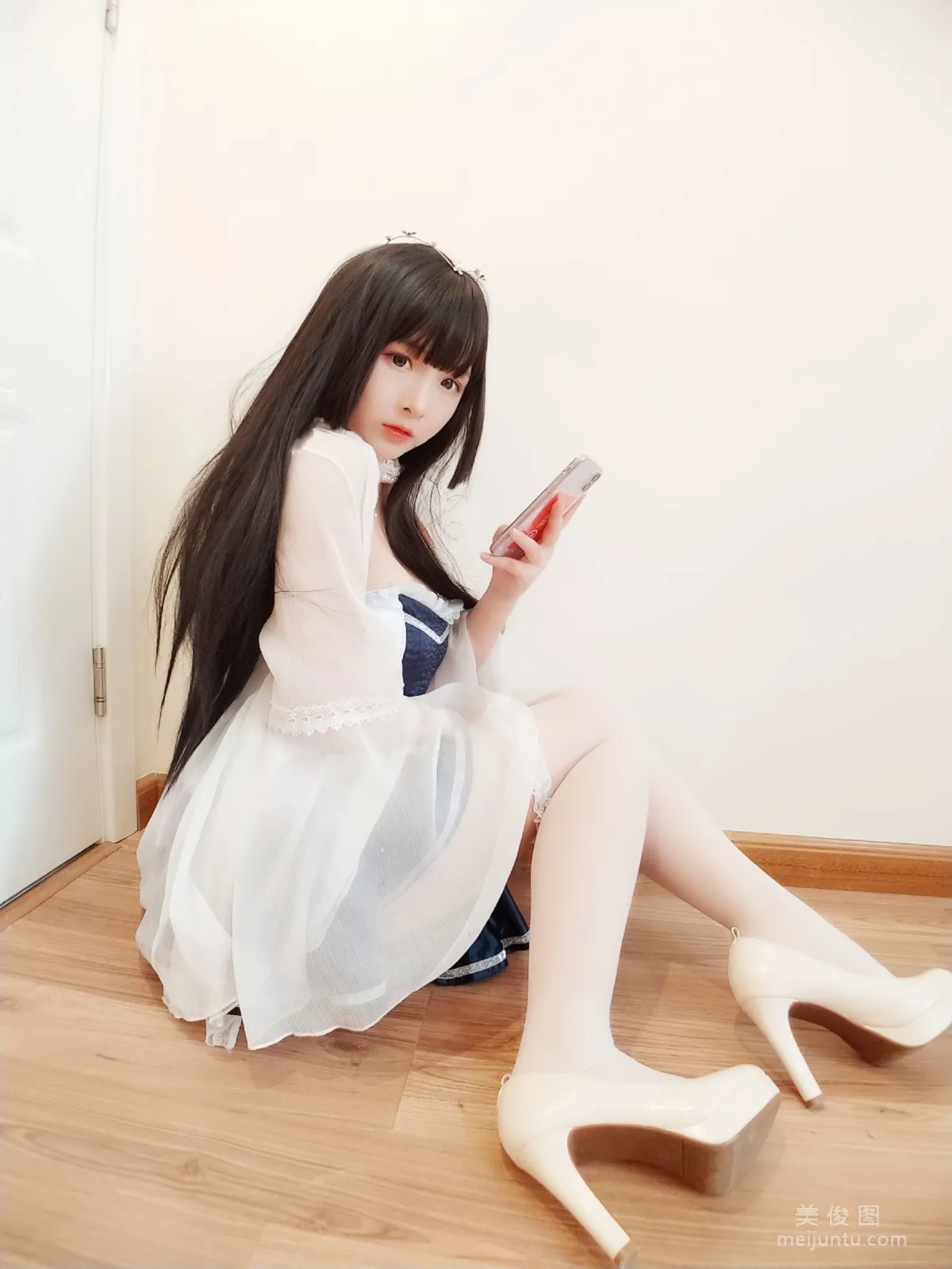 二次元美女古川kagura 《白絲》 寫真集 13