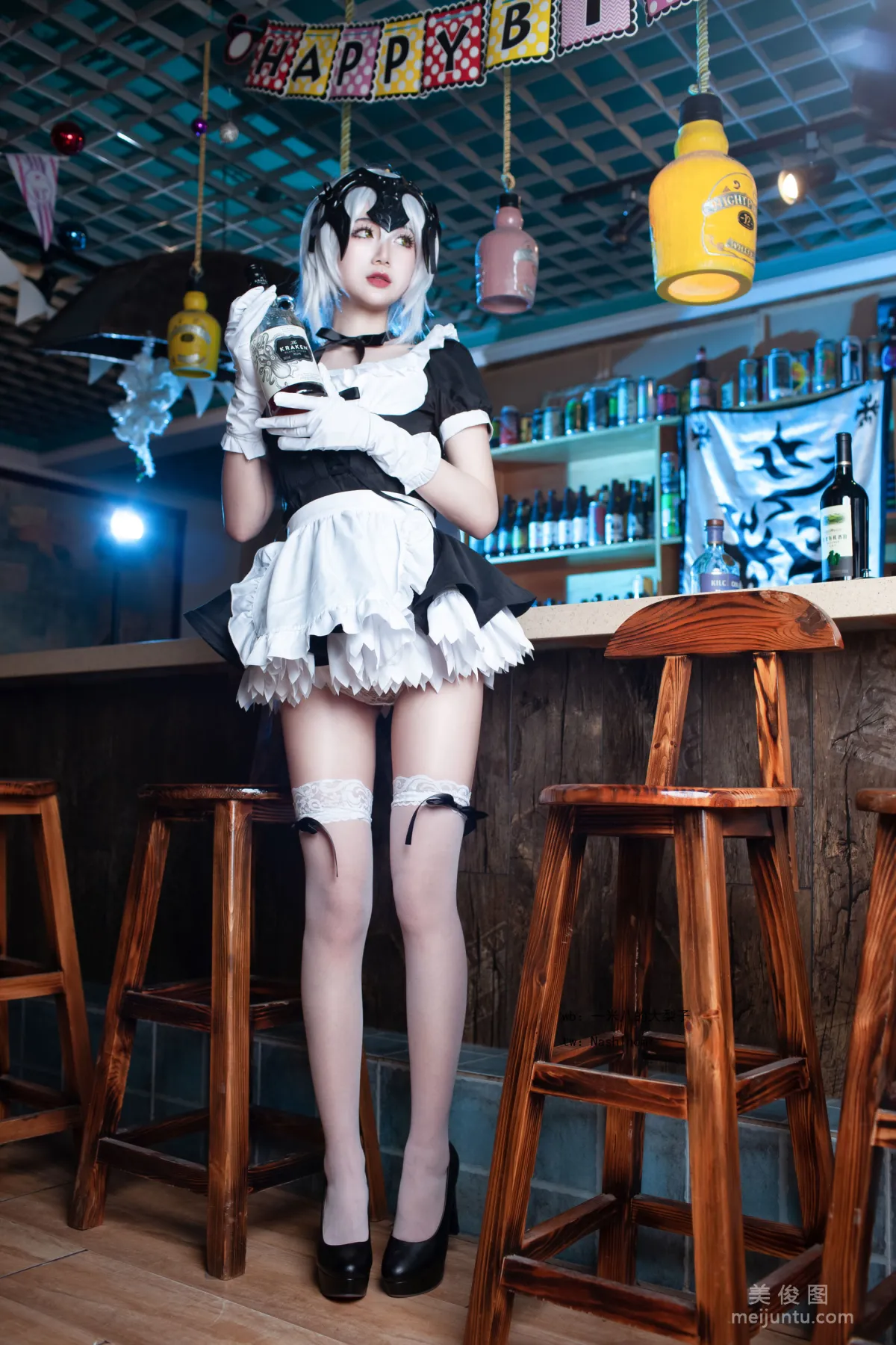 一米八的大梨子 《黑貞GK手辦女仆》 寫真集 11