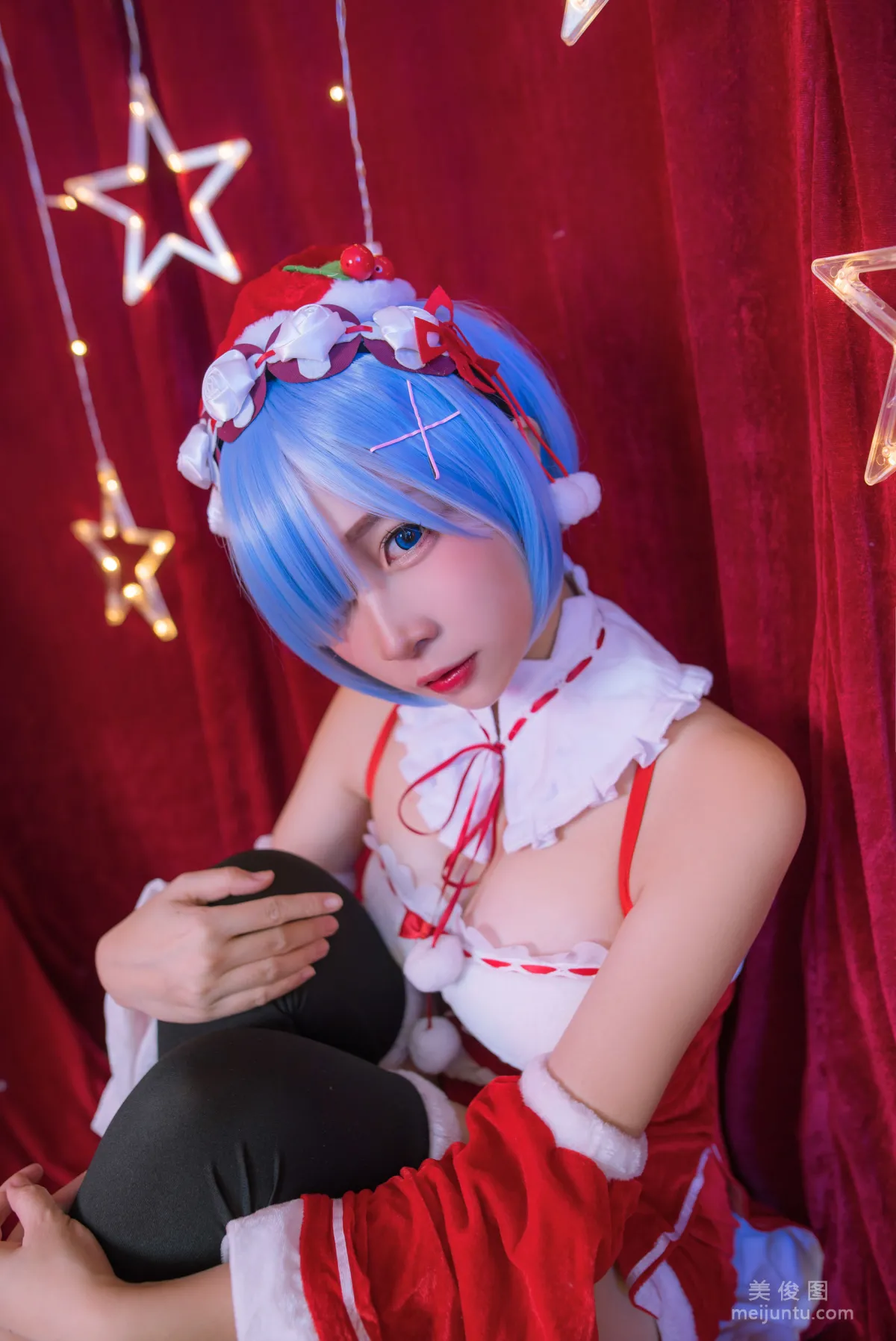二佐Nisa 《雷姆聖誕》 寫真集 30