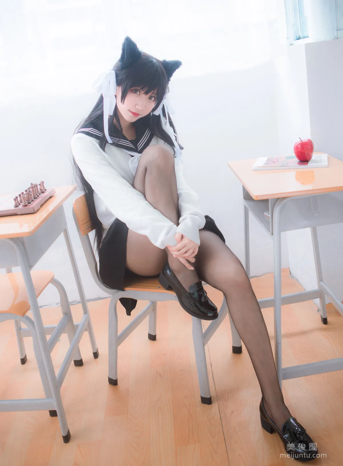 人氣美女Coser黑川 《獒犬制服》 寫真集 17