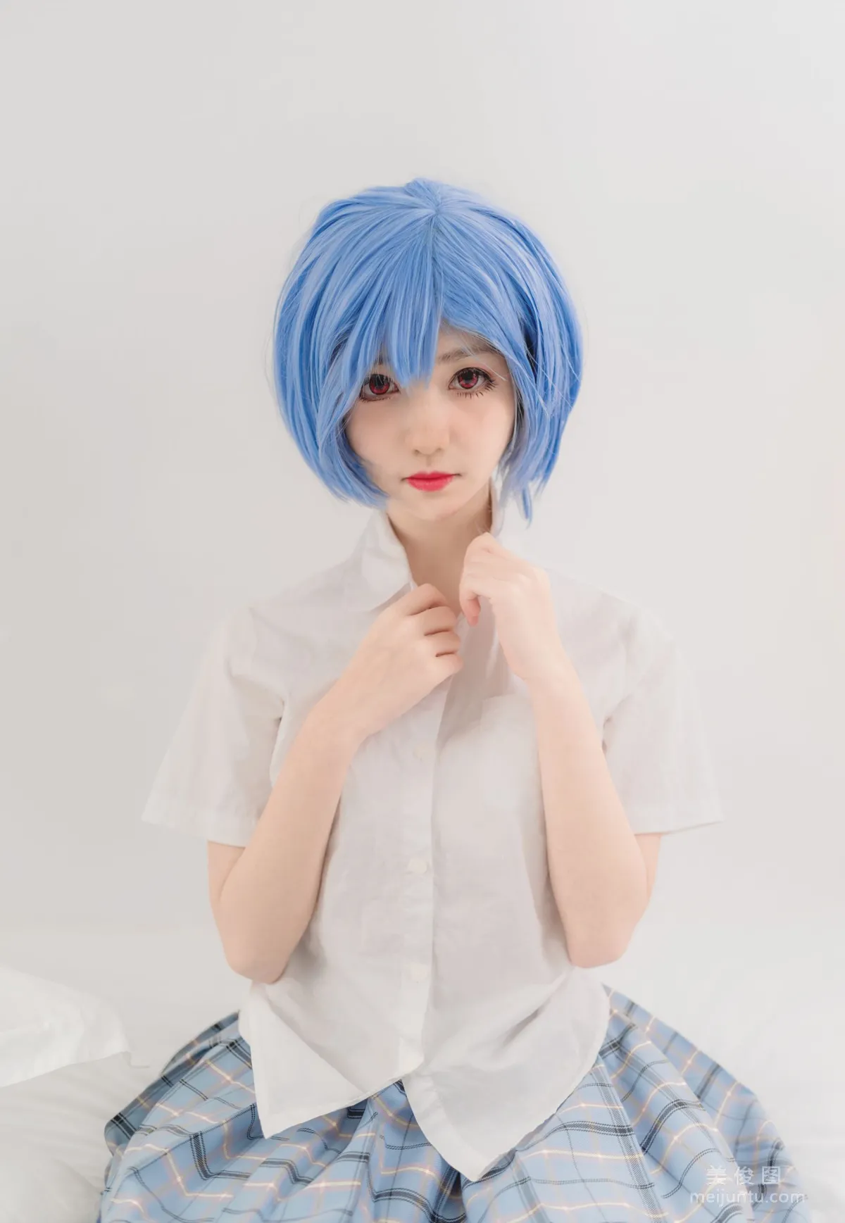 [美女Coser] 南桃Momoko 《绫波麗制服》 寫真集 1