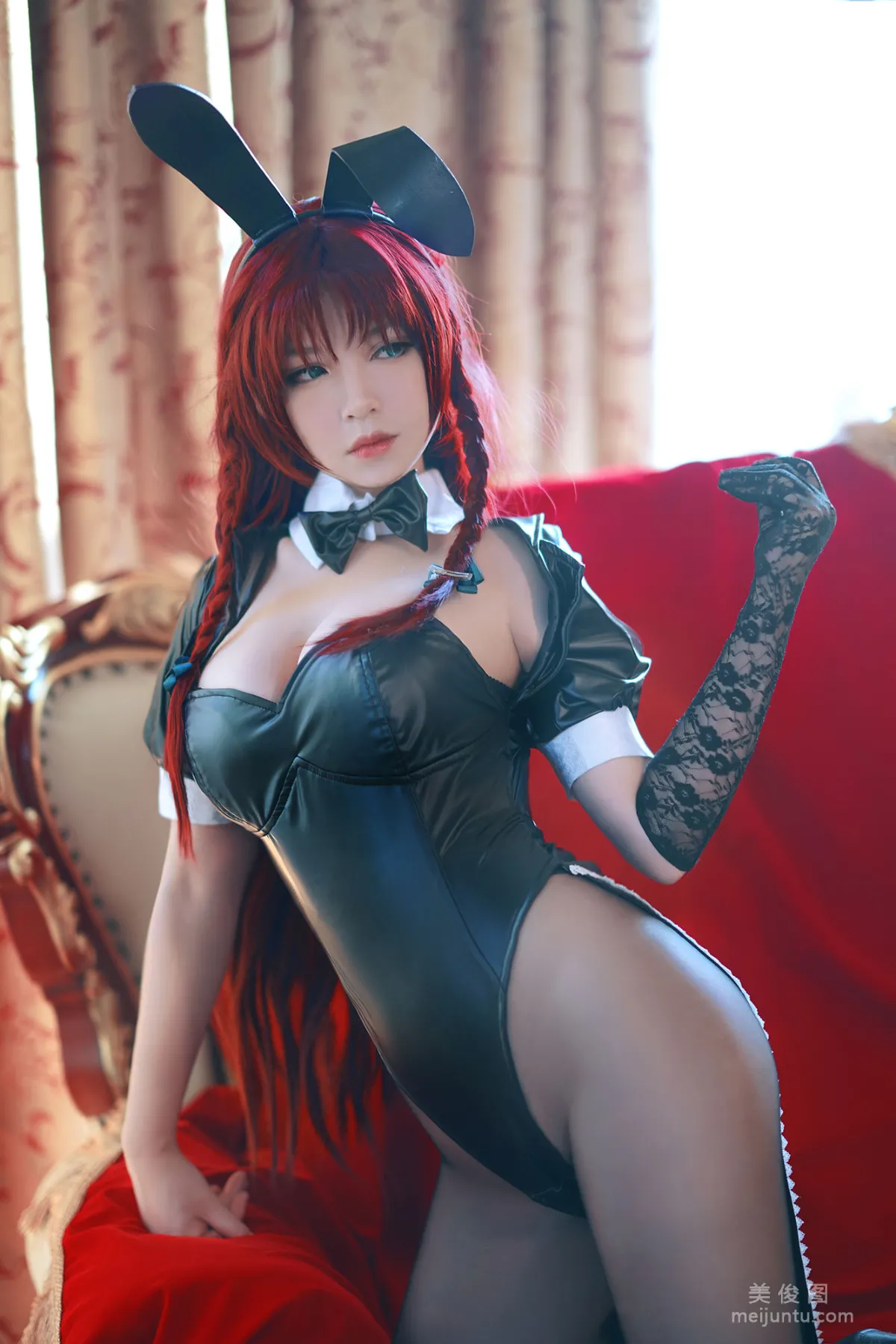 半半子&amp;索索sophia 《東方幻想鄉兔女郎》 寫真集 21