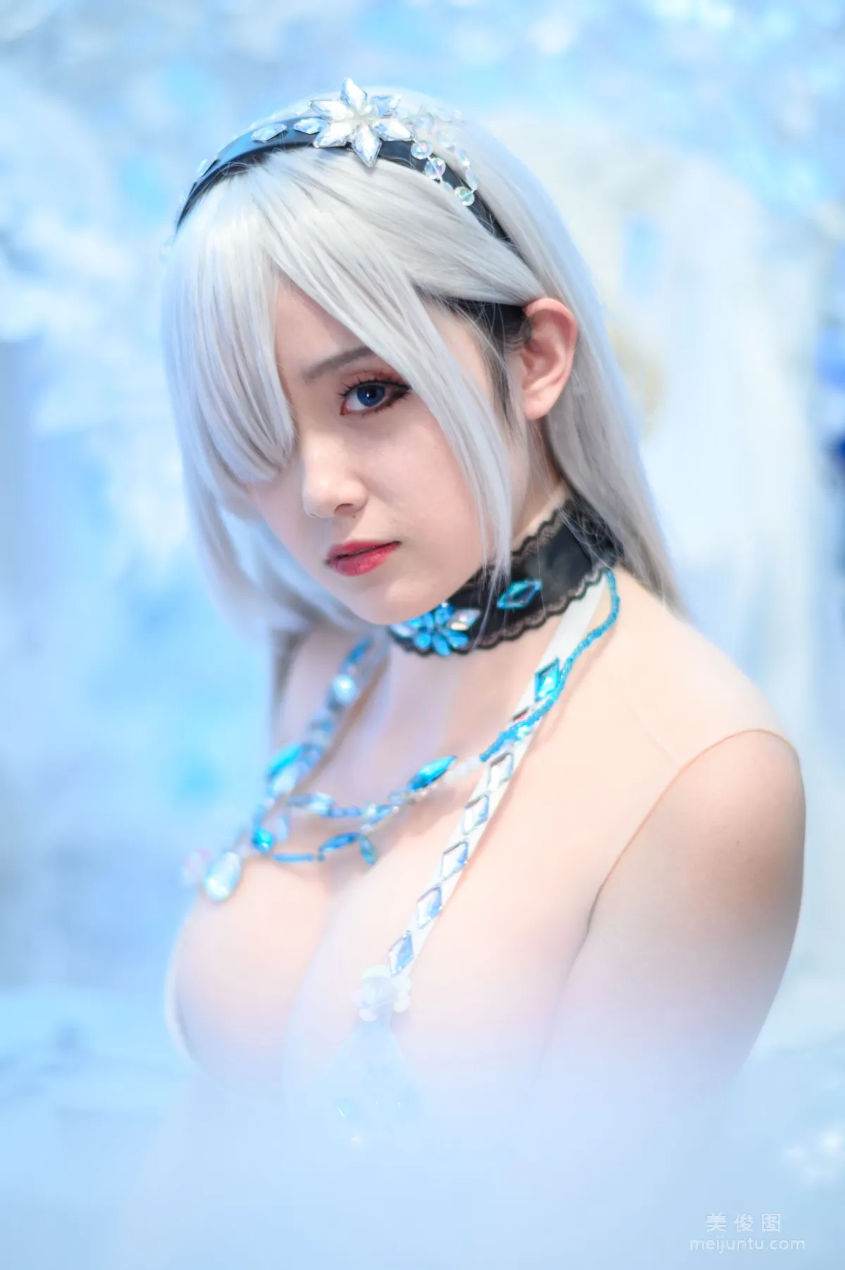 Coser秋楚楚Akisoso 《女皇》 寫真集 18