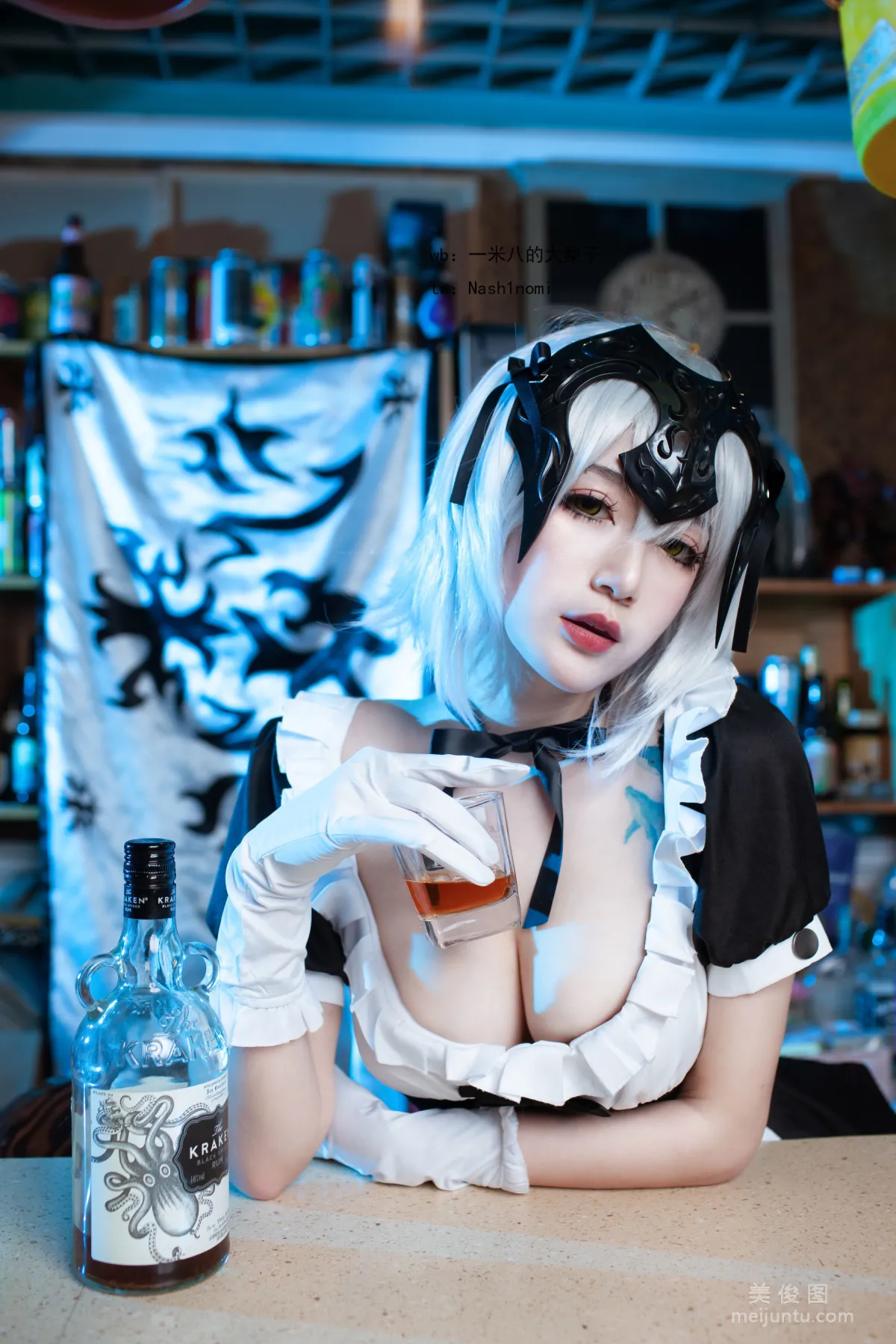 一米八的大梨子 《黑貞GK手辦女仆》 寫真集 14