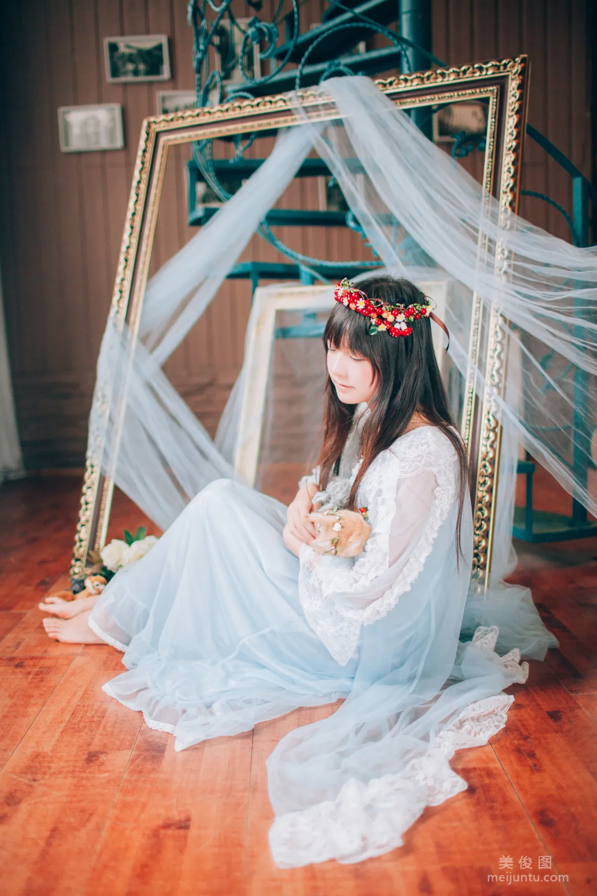 [美女Coser] 樱群 《纱》 写真集6