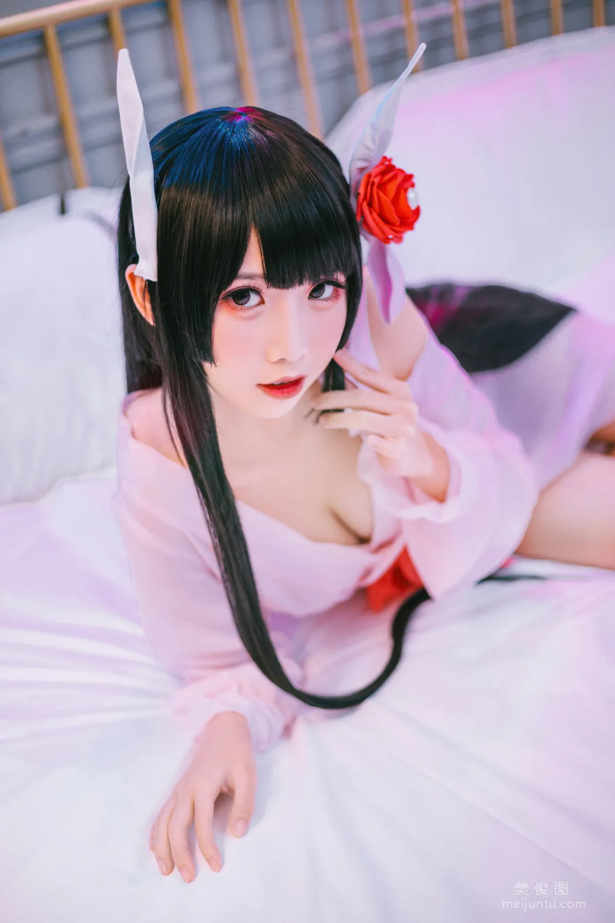 [美女Coser] 面餅仙兒 《鲟睡衣》 寫真集 6