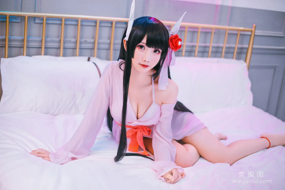 [美女Coser] 面餅仙兒 《鲟睡衣》 寫真集 5