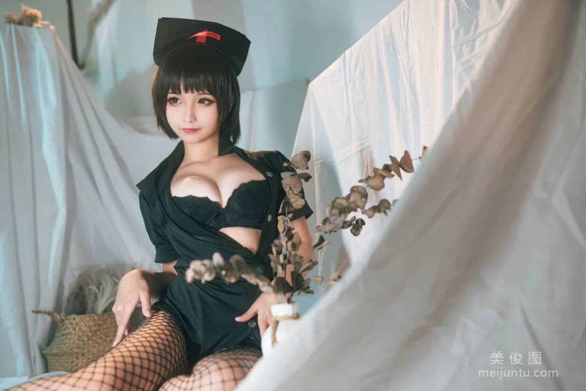 [美女Coser] 蠢沫沫 《護士姐姐》 寫真集 14