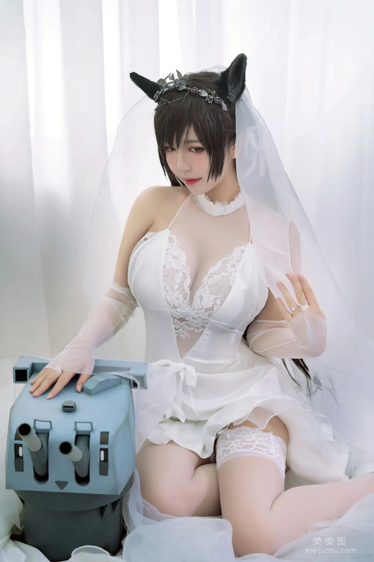 [美女Coser] 半半子 《愛宕花嫁》 寫真集 2