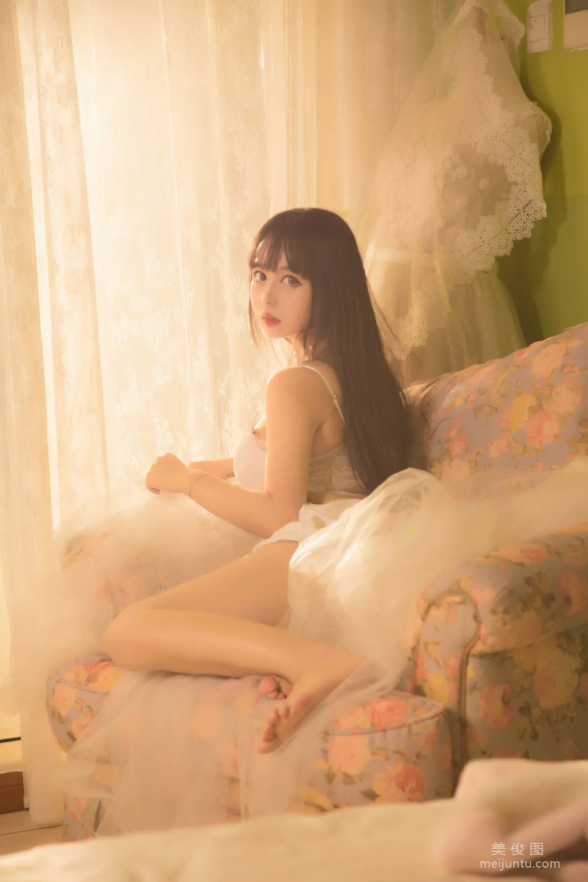 大眼萌妹黑猫猫OvO 《少女》 写真集4