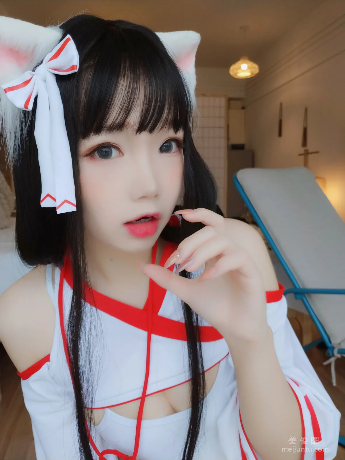 [美女Coser] 雪晴Astra 《神社の貓》 寫真集 78