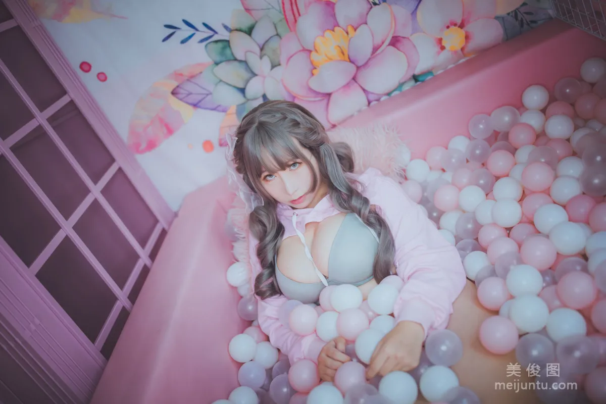 [美女Coser] 从从从从鸾 《海洋球》 写真集52