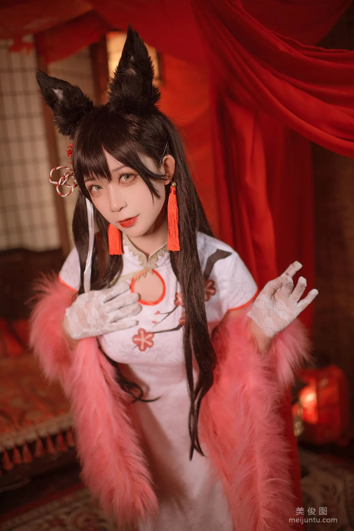 [美女Coser] 櫻落醬w 《愛宕新春旗袍》 寫真集 15