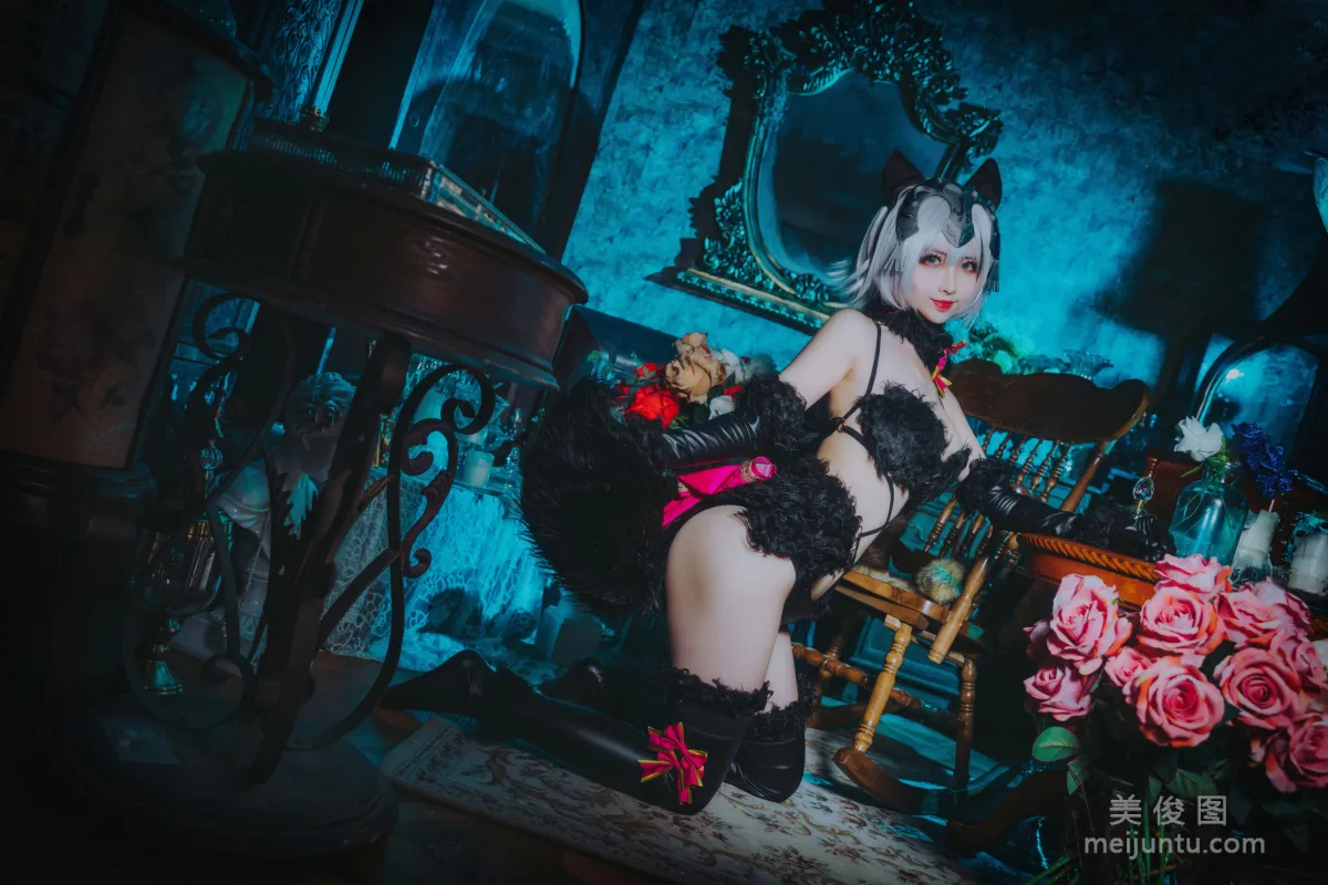 COS美女rioko涼涼子 《黑色貞德》 寫真集 12