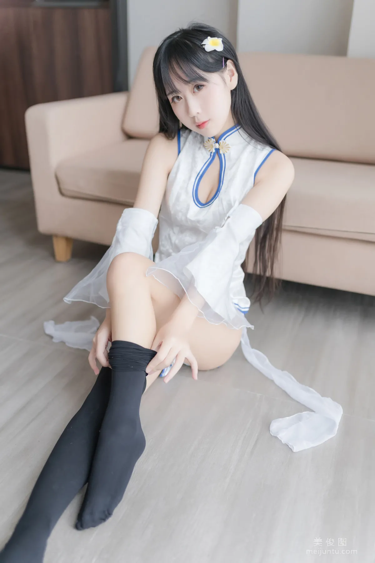 [美女Coser] 萌芽儿o0 《瓶儿》 写真集36