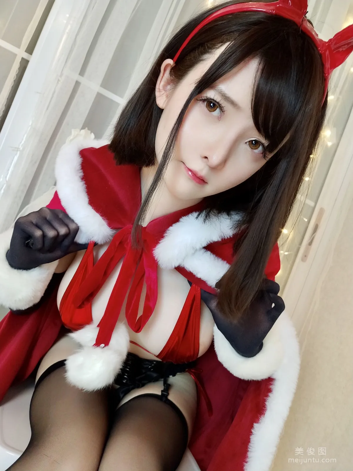 [網紅Coser] 一小央澤 《聖誕兔》 寫真集 23
