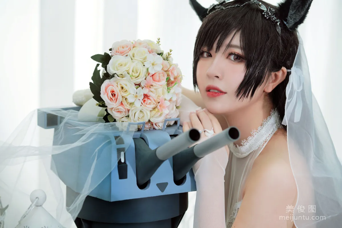 [美女Coser] 半半子 《愛宕花嫁》 寫真集 24
