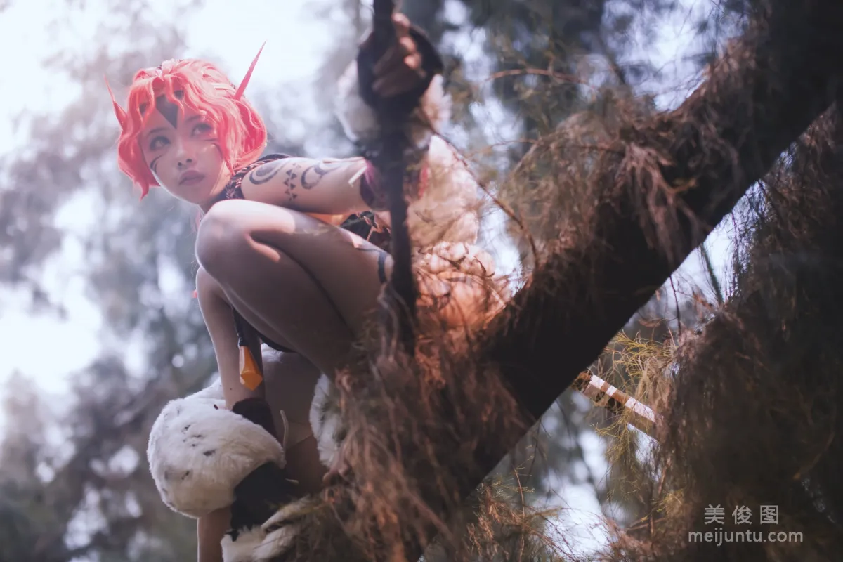 [美女Coser] Momoko葵葵 《龙尼塔》 写真集3