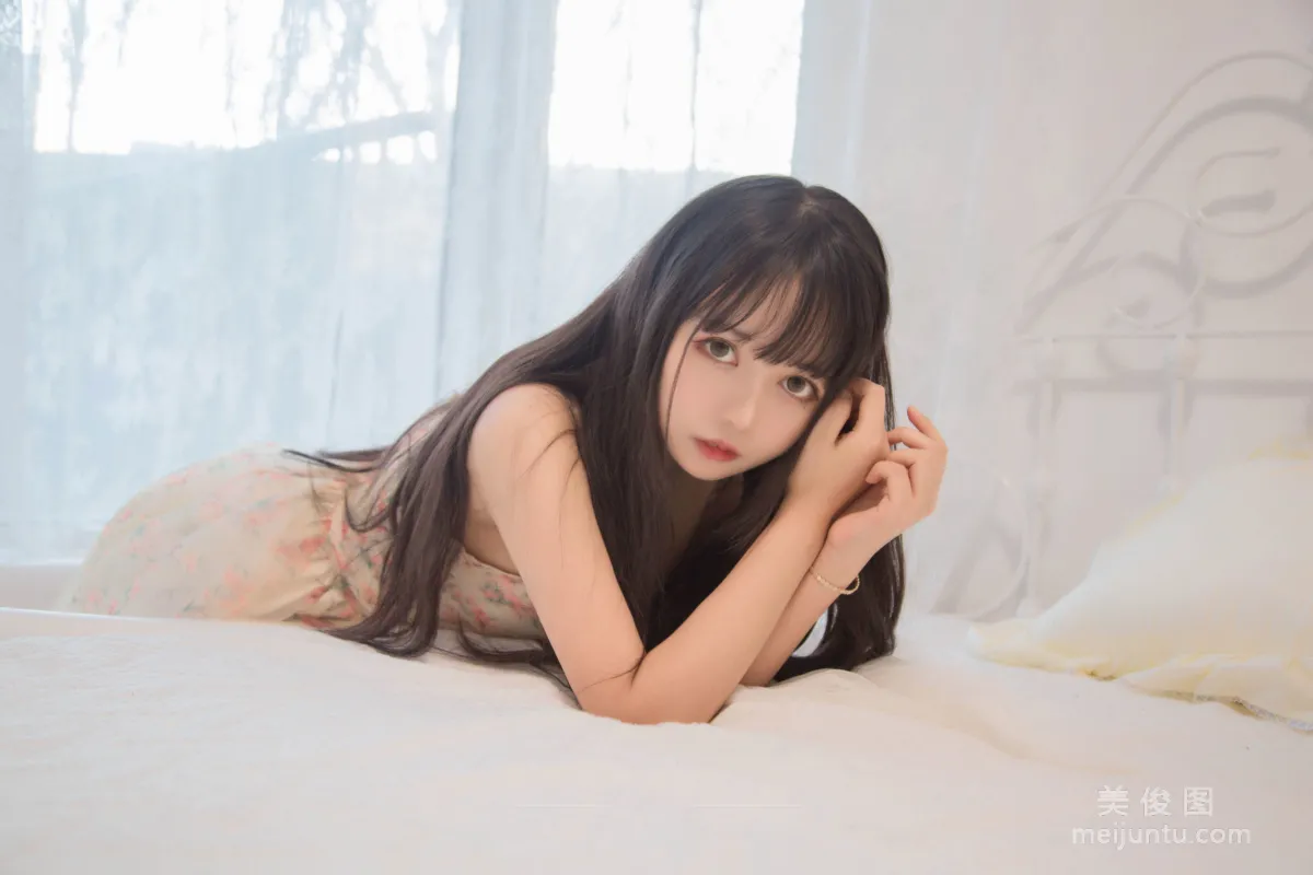大眼Coser黑貓貓OvO 《good morning + good night》 寫真集 4