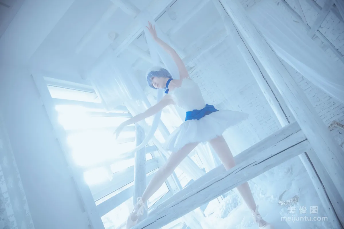 [美女网红Coser] 弥音音ww 《芭蕾》 写真集6