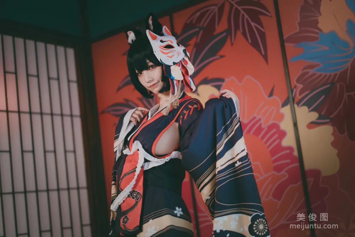 COS美女犬神洛洛子 《碧藍航線》 寫真集 16