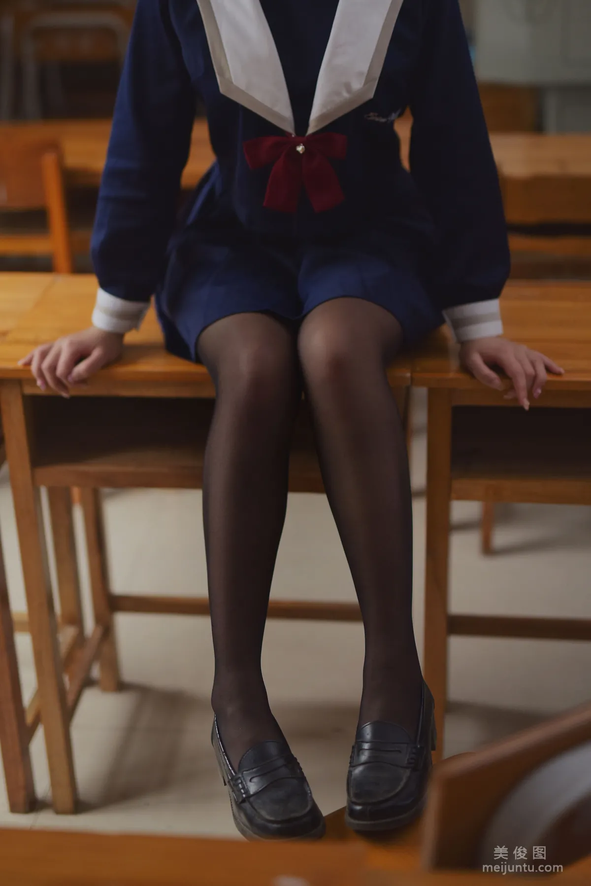 九曲Jean 《JK露脐制服》 写真集6