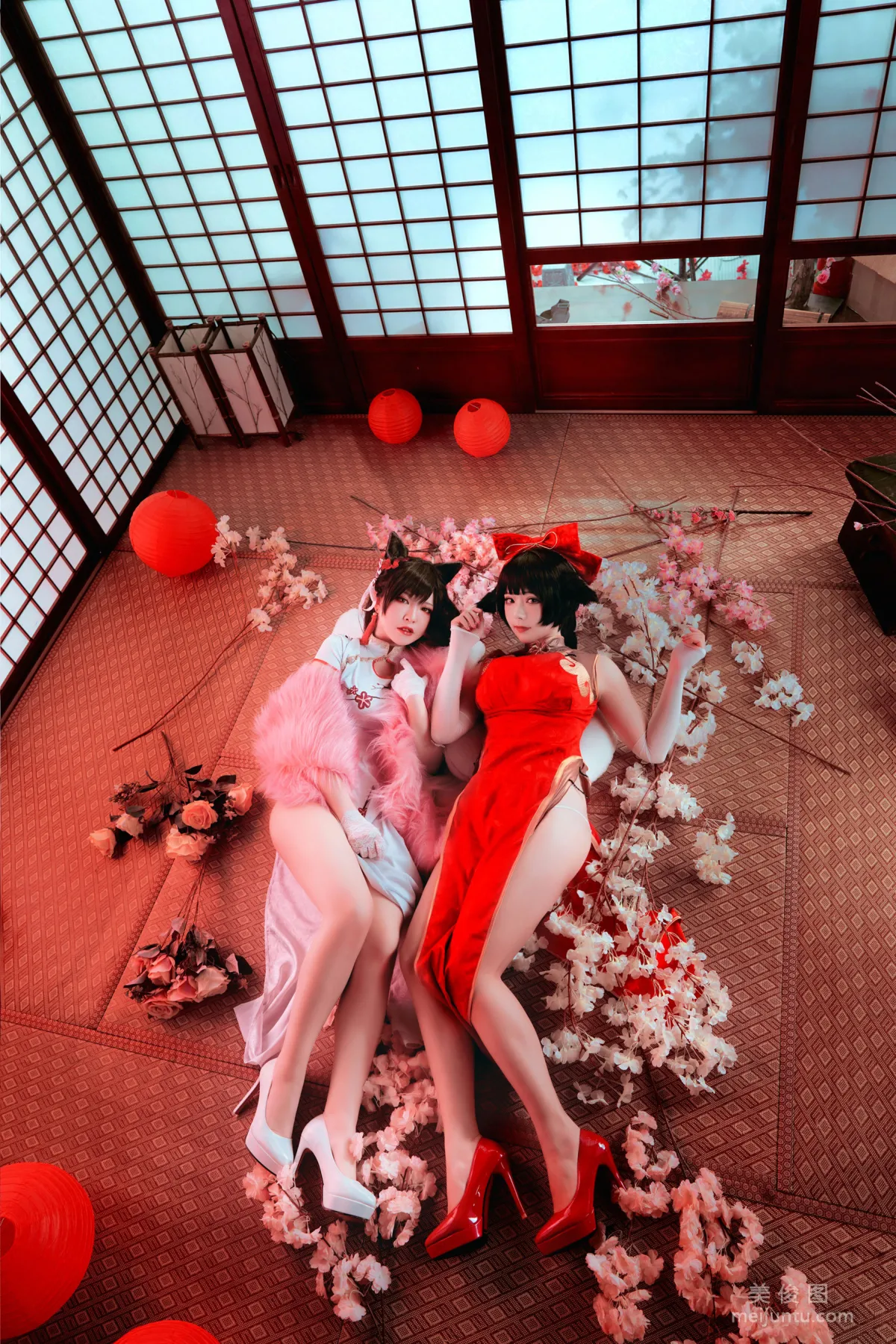 半半子&amp;婉Yue 《碧藍航線》 寫真集 27