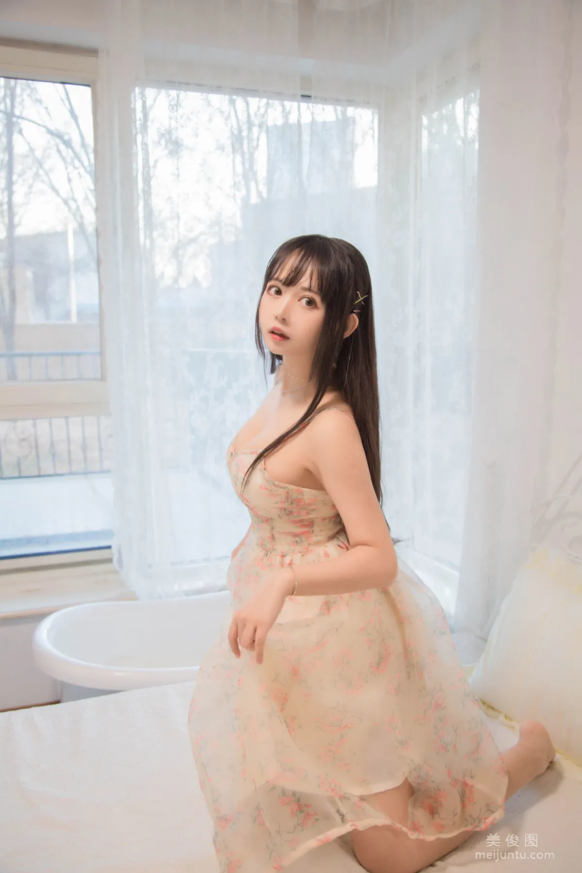 大眼Coser黑貓貓OvO 《good morning + good night》 寫真集 7