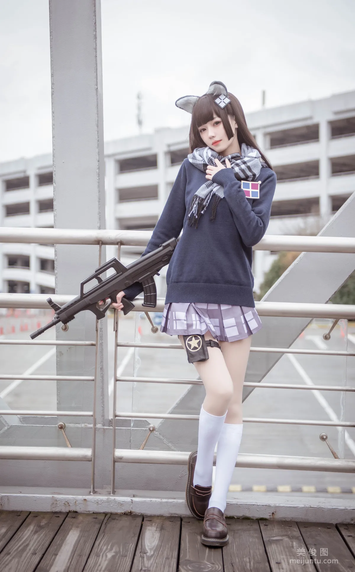 [美女Coser] 你的负卿 《95制服》 写真集1