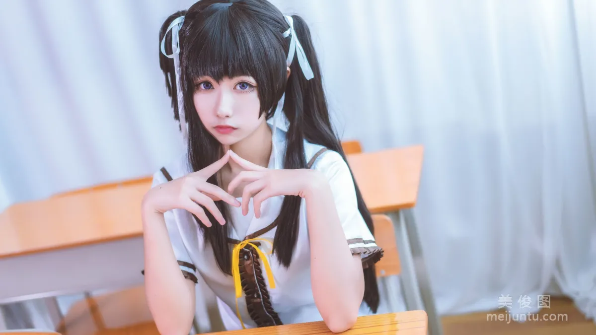 [美女Coser] Momoko葵葵 《鈴白》 寫真集 18