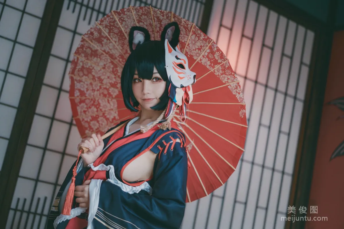 COS美女犬神洛洛子 《碧藍航線》 寫真集 12