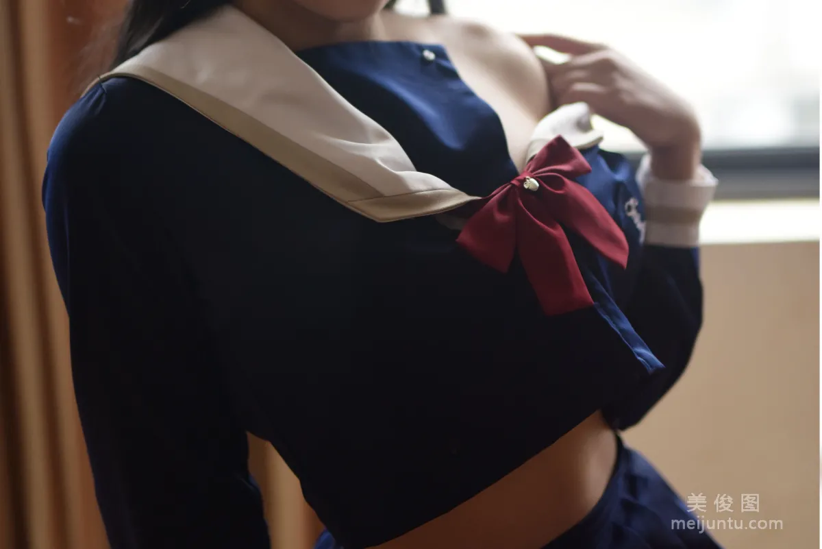 九曲Jean 《JK露脐制服》 写真集27